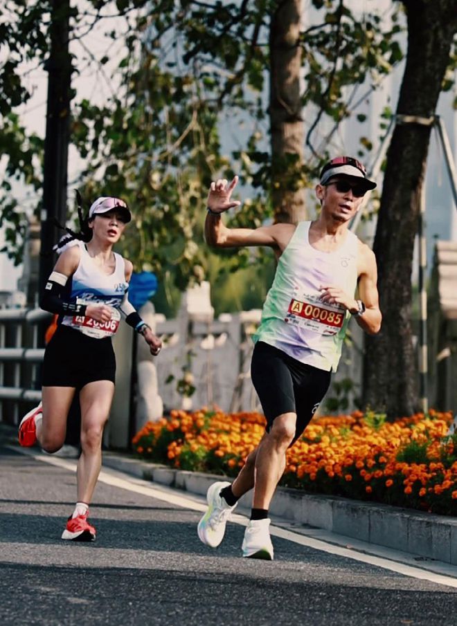 三选手跑鞋统计报告马孔多强势晋级国货前三千赢国际首页入口“极度配速”发布杭马破(图2)